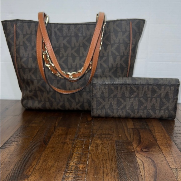 Michael Kors Brown Tote and Wallet Set Hudson brown black - Picture 2 of 16